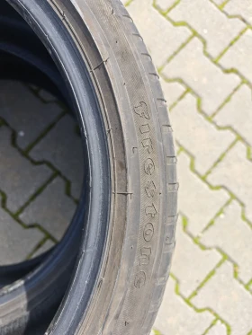 Гуми Летни 235/40R19, снимка 1