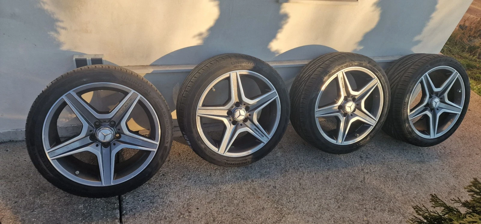 Гуми с джанти Uniroyal 245/40R18