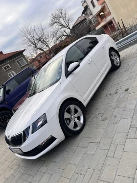 Skoda Octavia Ambition Plus, снимка 6