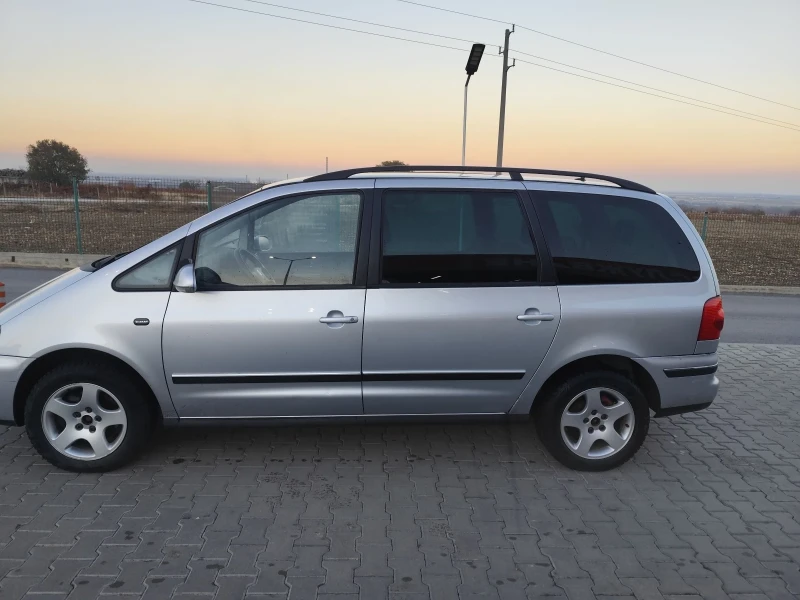 VW Sharan, снимка 6 - Автомобили и джипове - 48005721