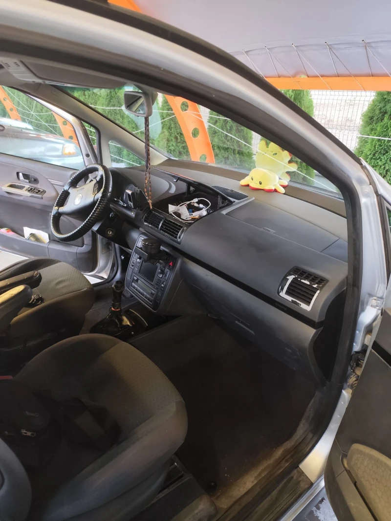 VW Sharan, снимка 4 - Автомобили и джипове - 48005721