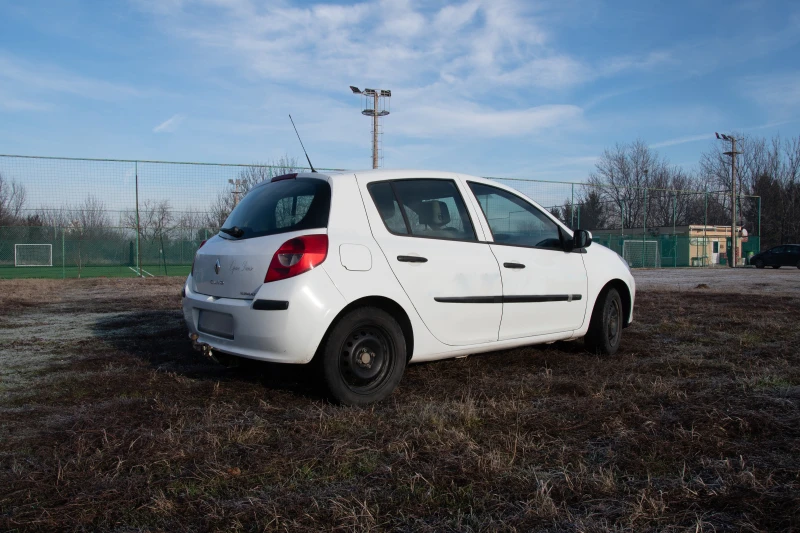 Renault Clio, снимка 5 - Автомобили и джипове - 48520453