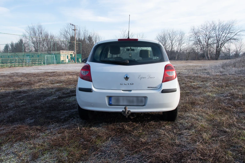 Renault Clio, снимка 4 - Автомобили и джипове - 48520453