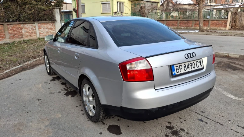 Audi A4 1.9 101к.с ТДИ, снимка 4 - Автомобили и джипове - 49236384