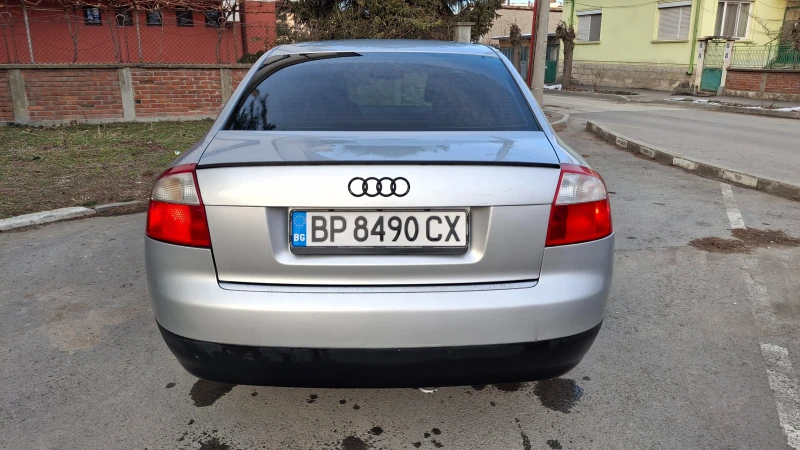 Audi A4 1.9 101к.с ТДИ, снимка 5 - Автомобили и джипове - 49236384