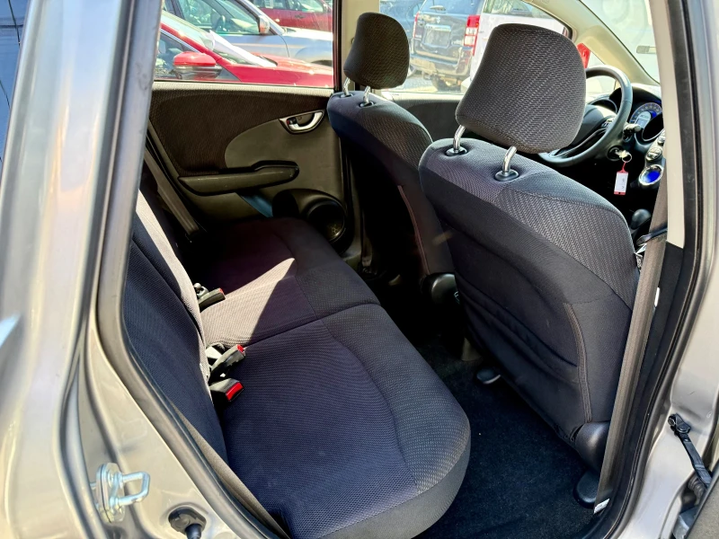 Honda Jazz 1.4 Hybrid &#127464;&#127469;, снимка 14 - Автомобили и джипове - 50188327