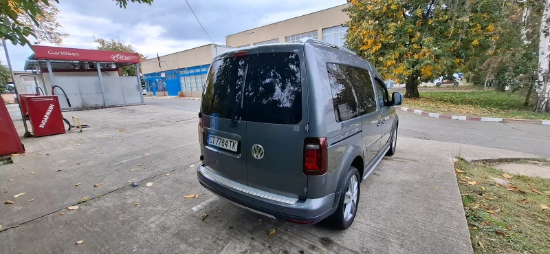 VW Caddy Cross, снимка 7 - Автомобили и джипове - 52089371