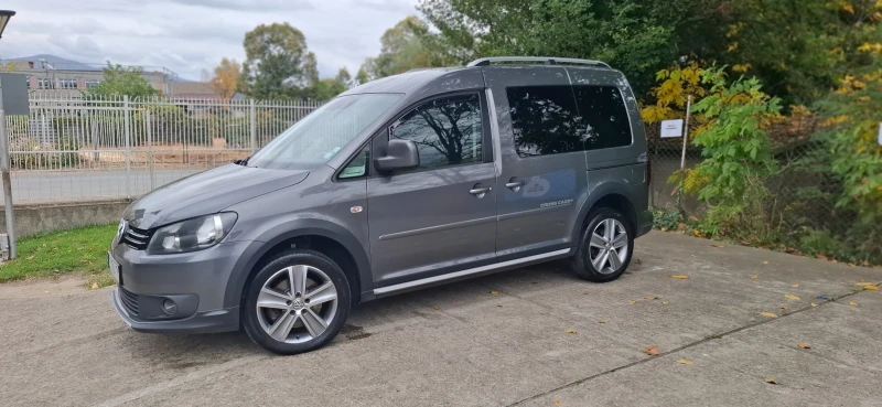 VW Caddy Cross