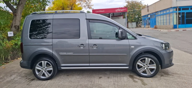 VW Caddy Cross, снимка 4 - Автомобили и джипове - 52089371