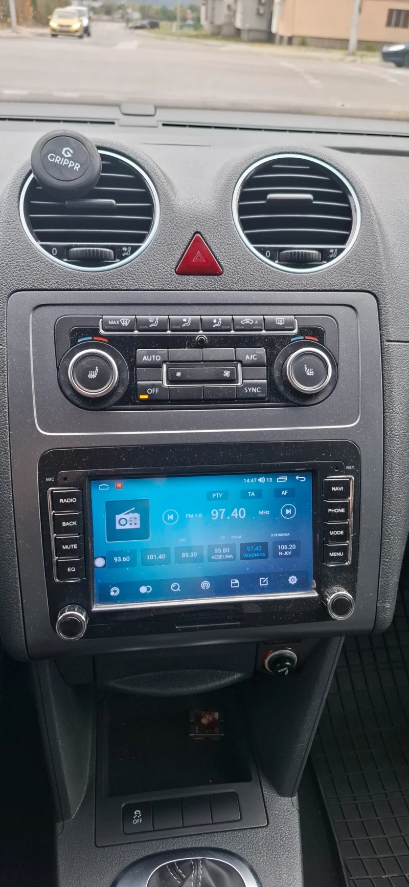 VW Caddy Cross, снимка 10 - Автомобили и джипове - 52089371