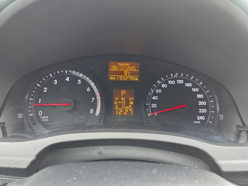 Toyota Avensis 1.8VTI, снимка 17 - Автомобили и джипове - 52708462