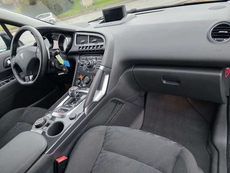 Peugeot 3008 2.0 HDI Hybrid , снимка 10 - Автомобили и джипове - 53234328