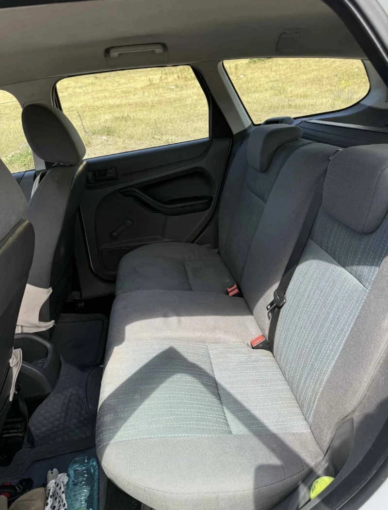 Ford Focus Ford Focus 1.6, 90к.с., снимка 5 - Автомобили и джипове - 53428175