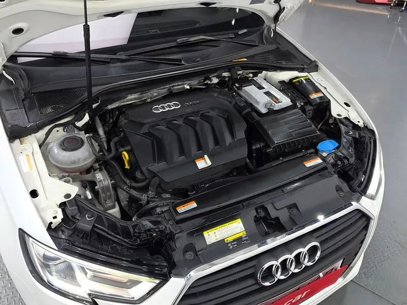 Audi A3 40 Tfsi 8V, снимка 6 - Автомобили и джипове - 55276610