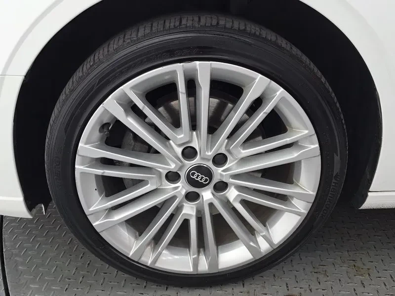 Audi A3 40 Tfsi 8V, снимка 5 - Автомобили и джипове - 55276610