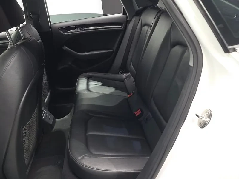 Audi A3 40 Tfsi 8V, снимка 12 - Автомобили и джипове - 55276610