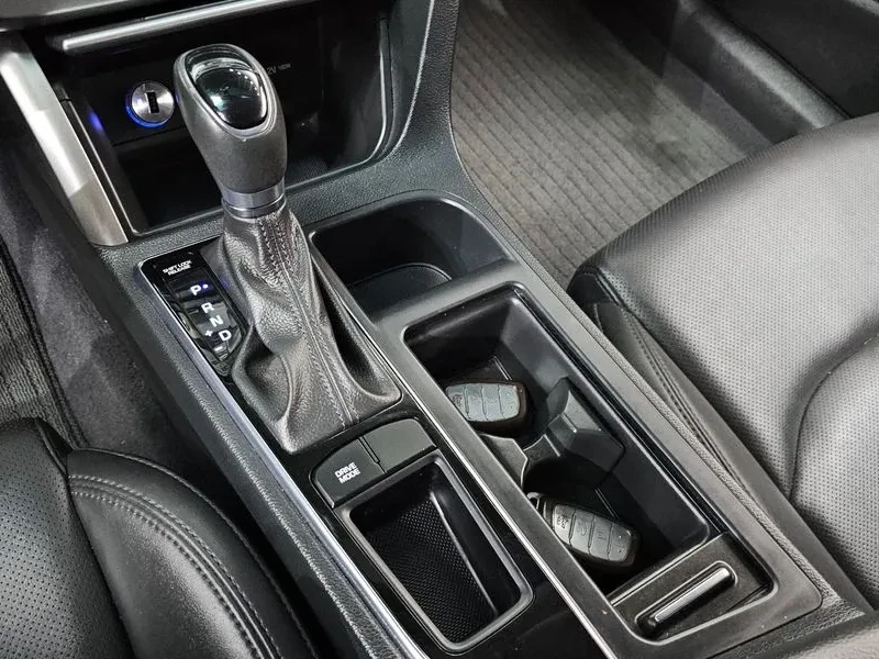 Hyundai Sonata 2.0 Smart, снимка 9 - Автомобили и джипове - 56304430