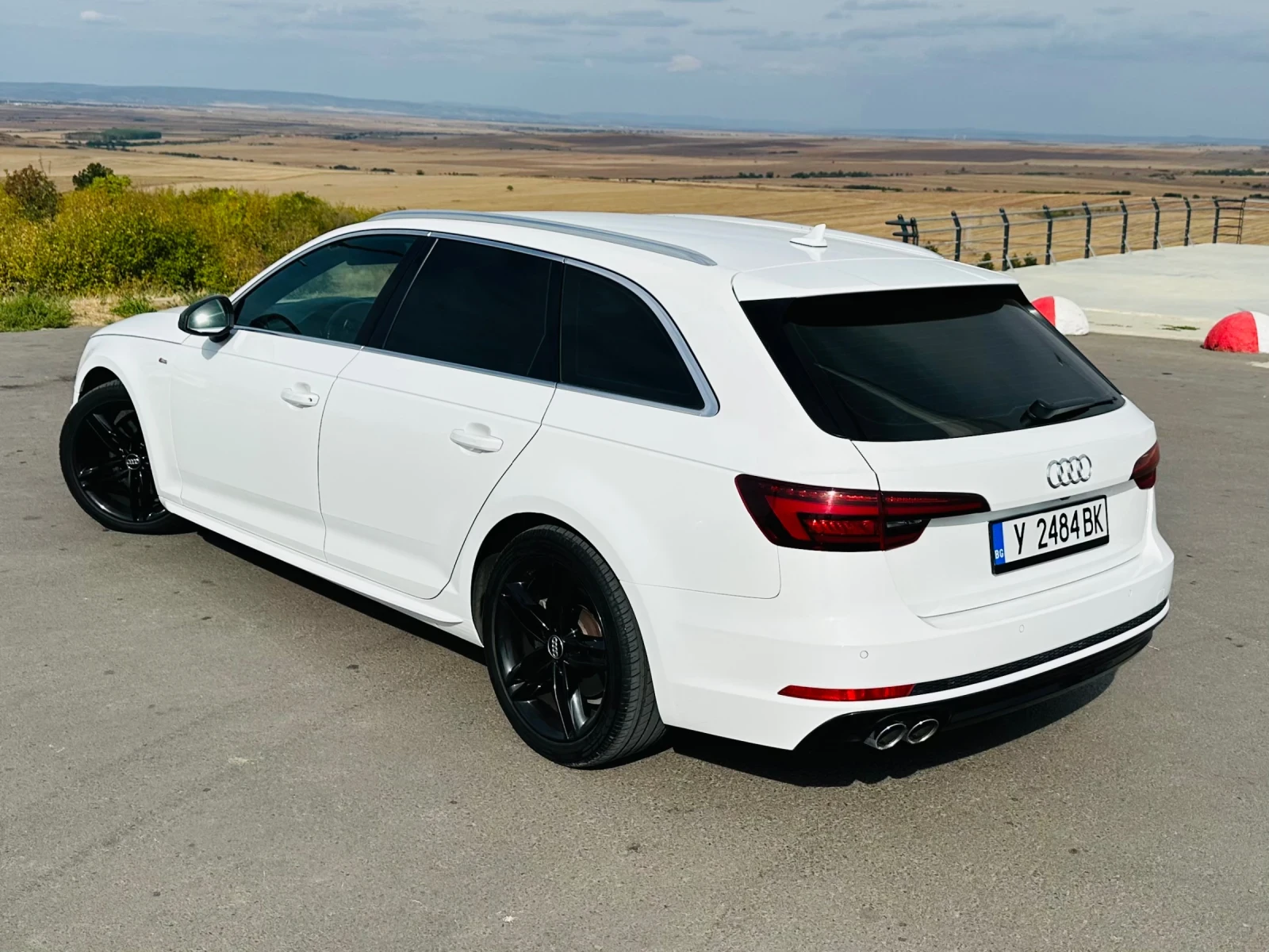 Audi A4 2.0 TDI Quattro S-line пакет - изображение 5