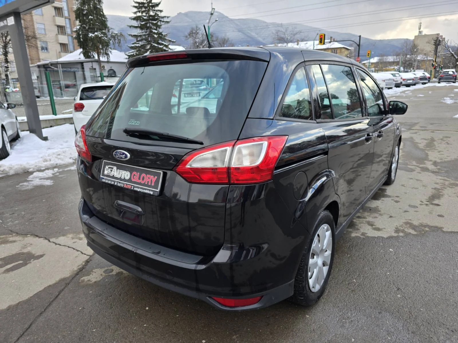 Ford Grand C-Max 1.6 DISEL - изображение 4