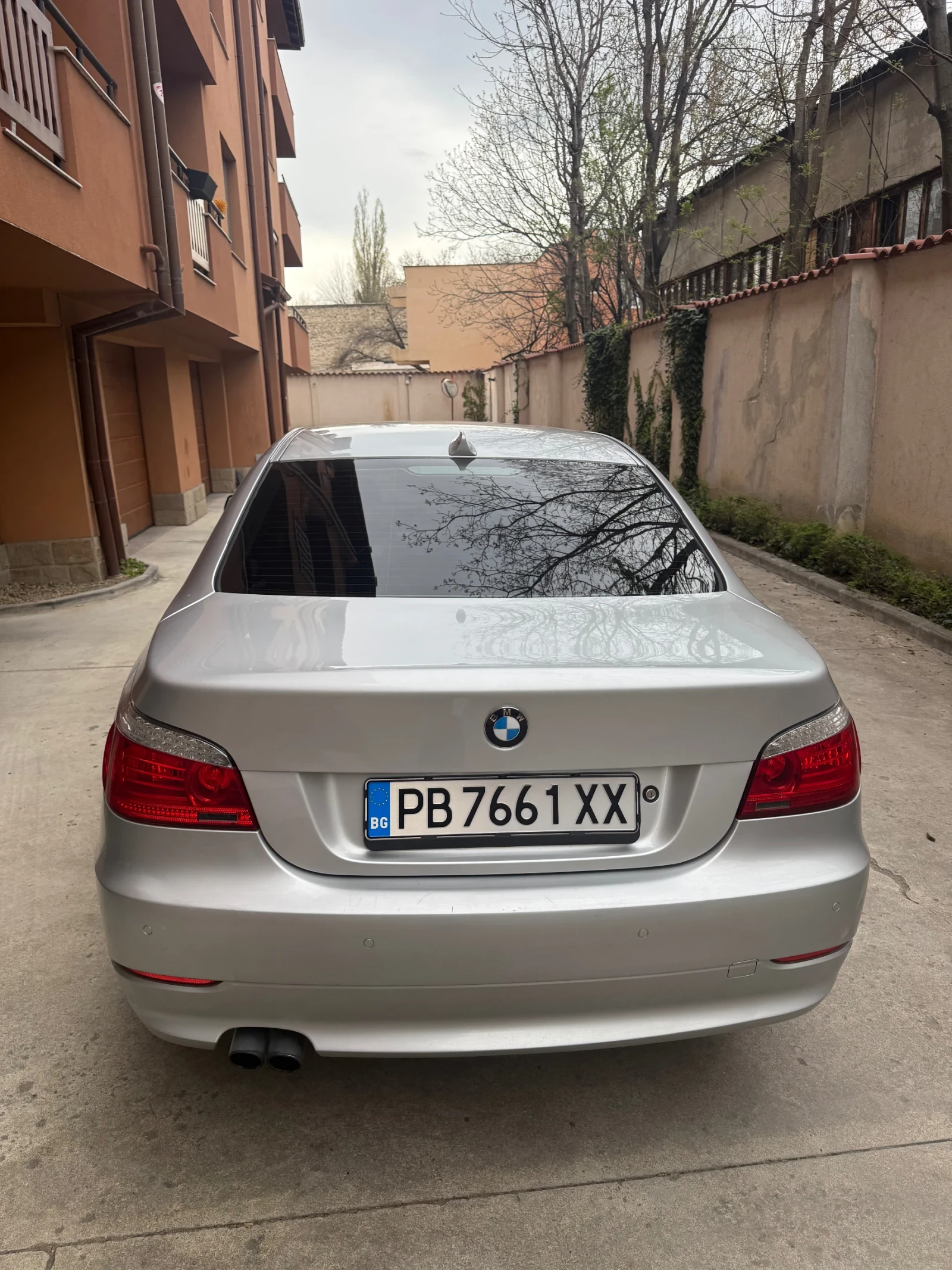 BMW 523  - изображение 2