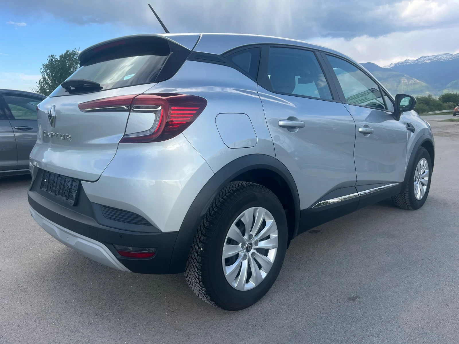 Renault Captur 1.5 DCi.  Avtomat - изображение 6