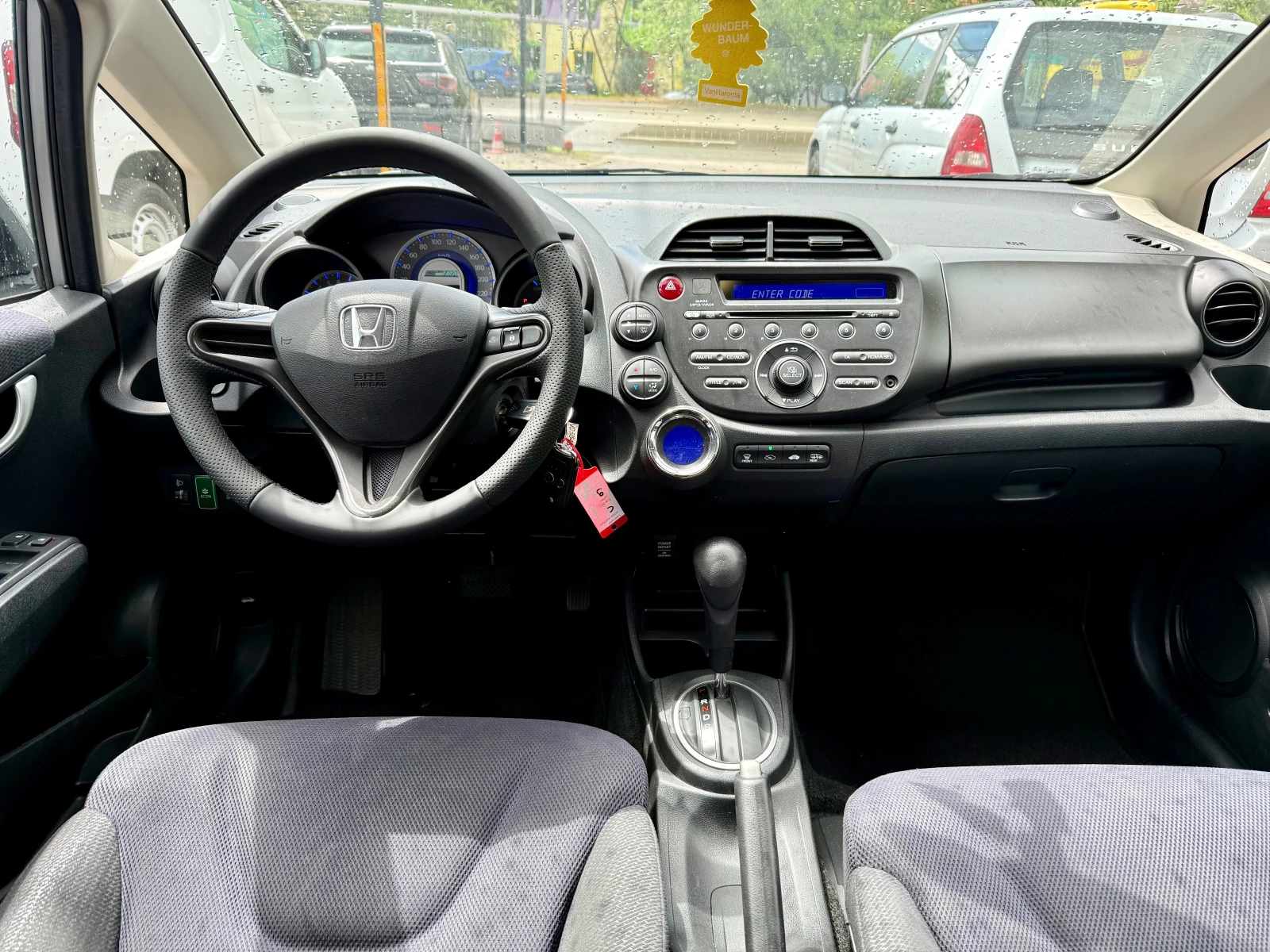 Honda Jazz 1.4 Hybrid - изображение 10