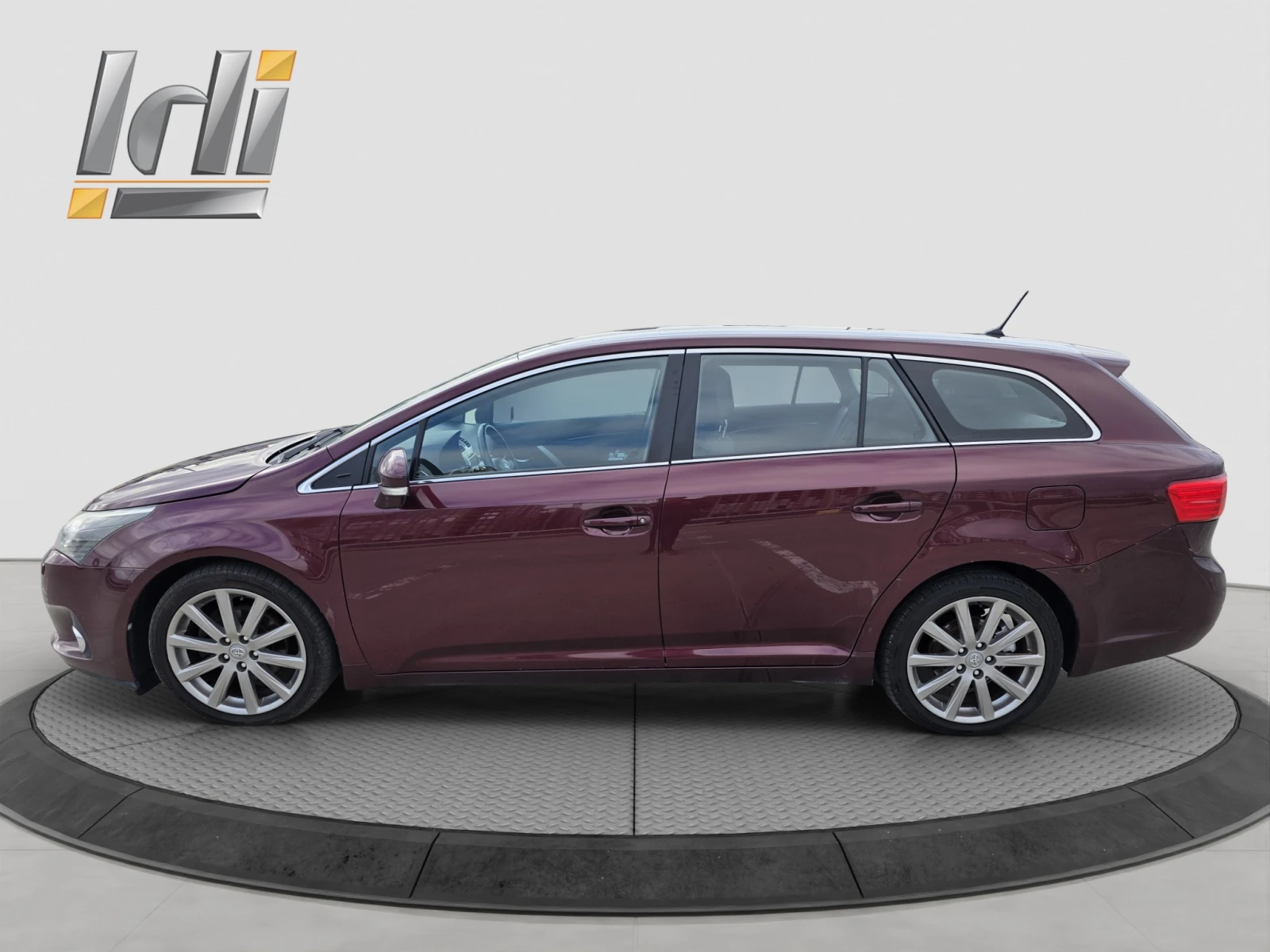 Toyota Avensis 1.8VTI - изображение 3