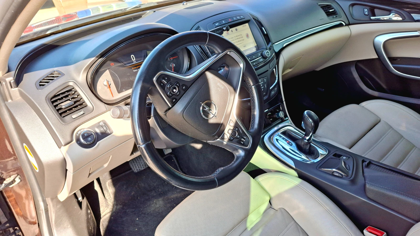 Opel Insignia COSMO 4X4, снимка 6 - Автомобили и джипове - 53709578