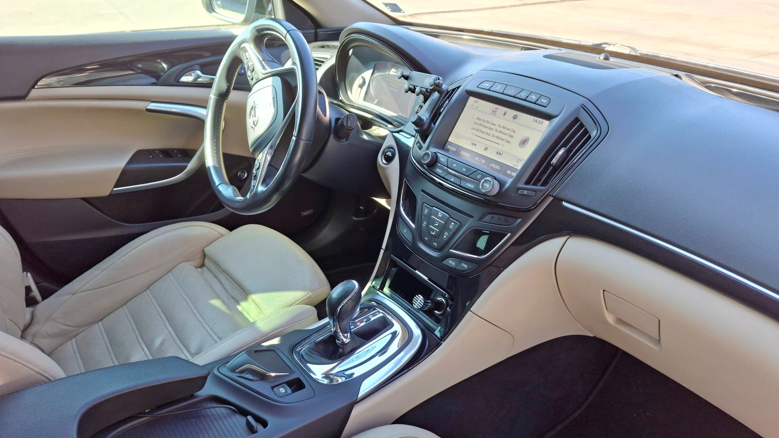 Opel Insignia COSMO 4X4, снимка 7 - Автомобили и джипове - 53709578