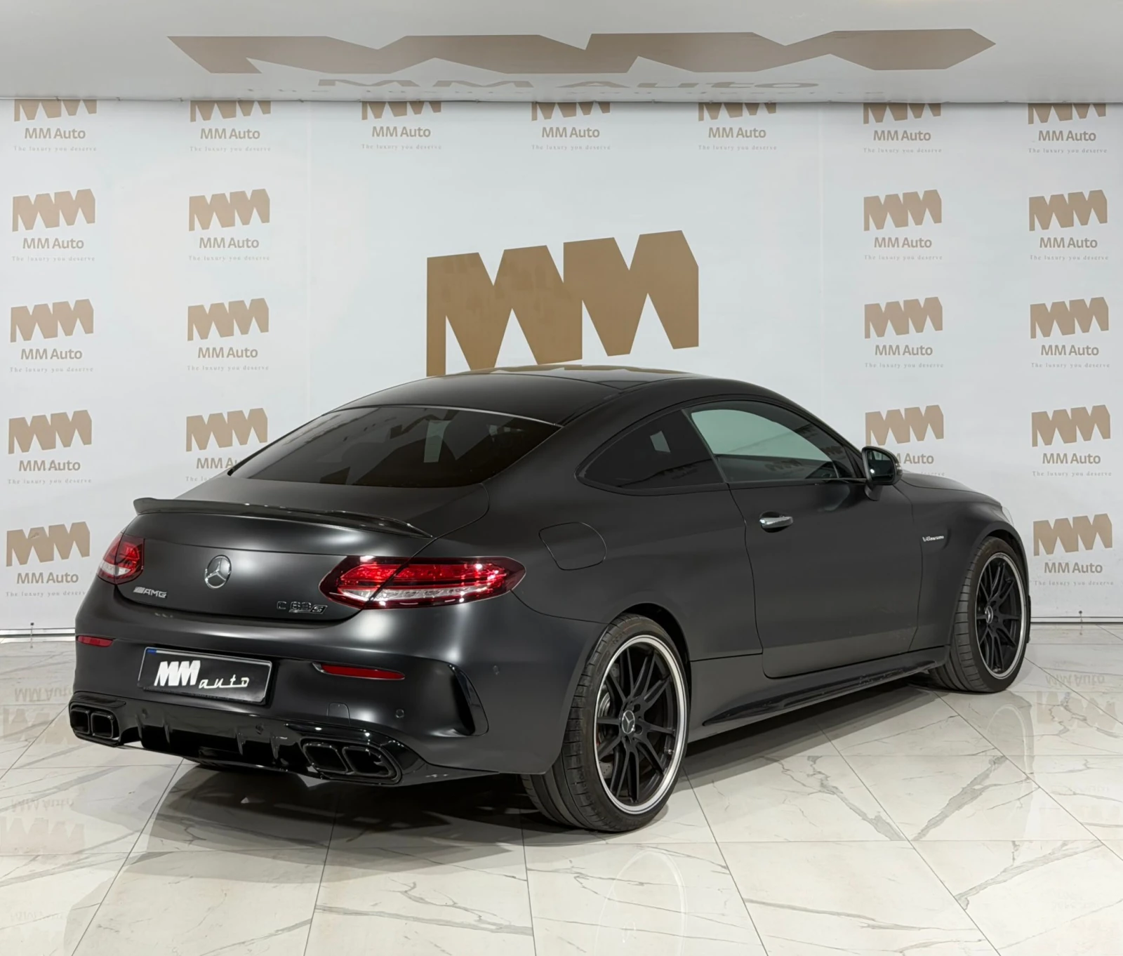Mercedes-Benz C 63 AMG s Coupe* Ceramic* Downpipe* Carbon* Pano, снимка 3 - Автомобили и джипове - 53864702