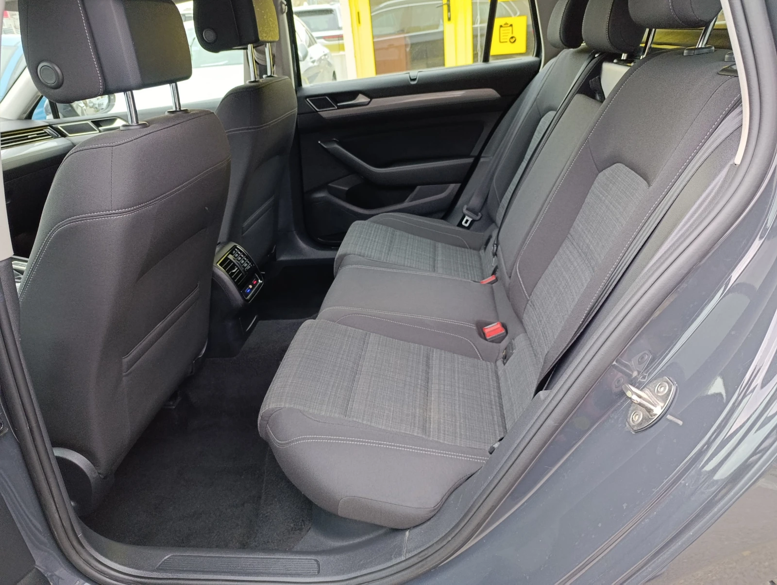 VW Passat 2.0TDI 150kc. Comfortline, снимка 8 - Автомобили и джипове - 53987091