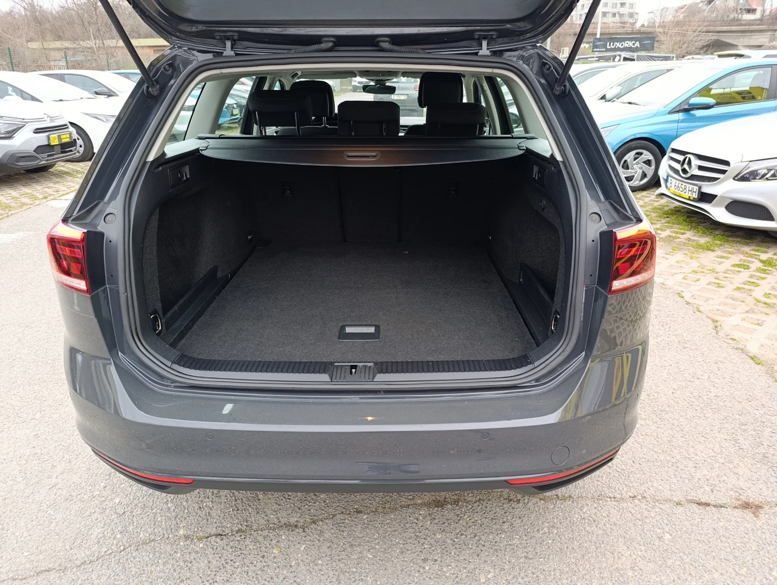 VW Passat 2.0TDI 150kc. Comfortline, снимка 15 - Автомобили и джипове - 53987091