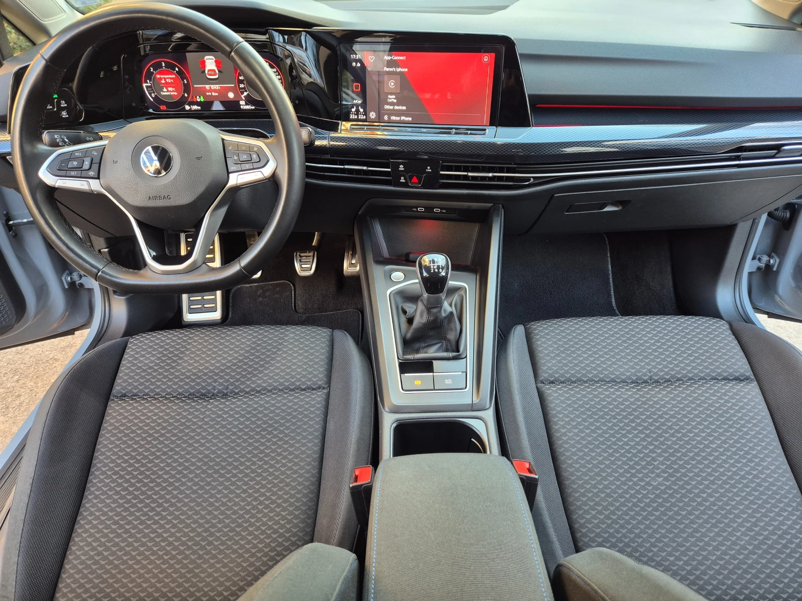 VW Golf 2.0 TDI 6 M/T, снимка 9 - Автомобили и джипове - 54109469