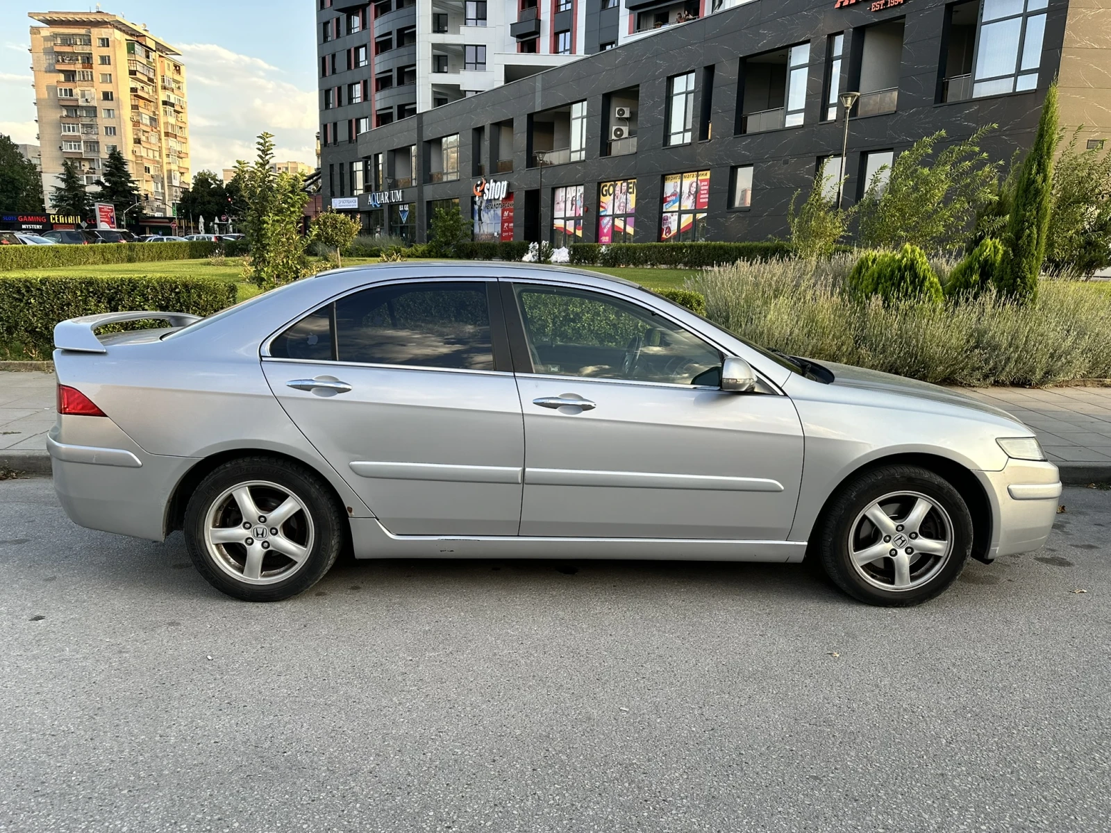 Honda Accord 2.0 V-tec LPG, снимка 5 - Автомобили и джипове - 54421460