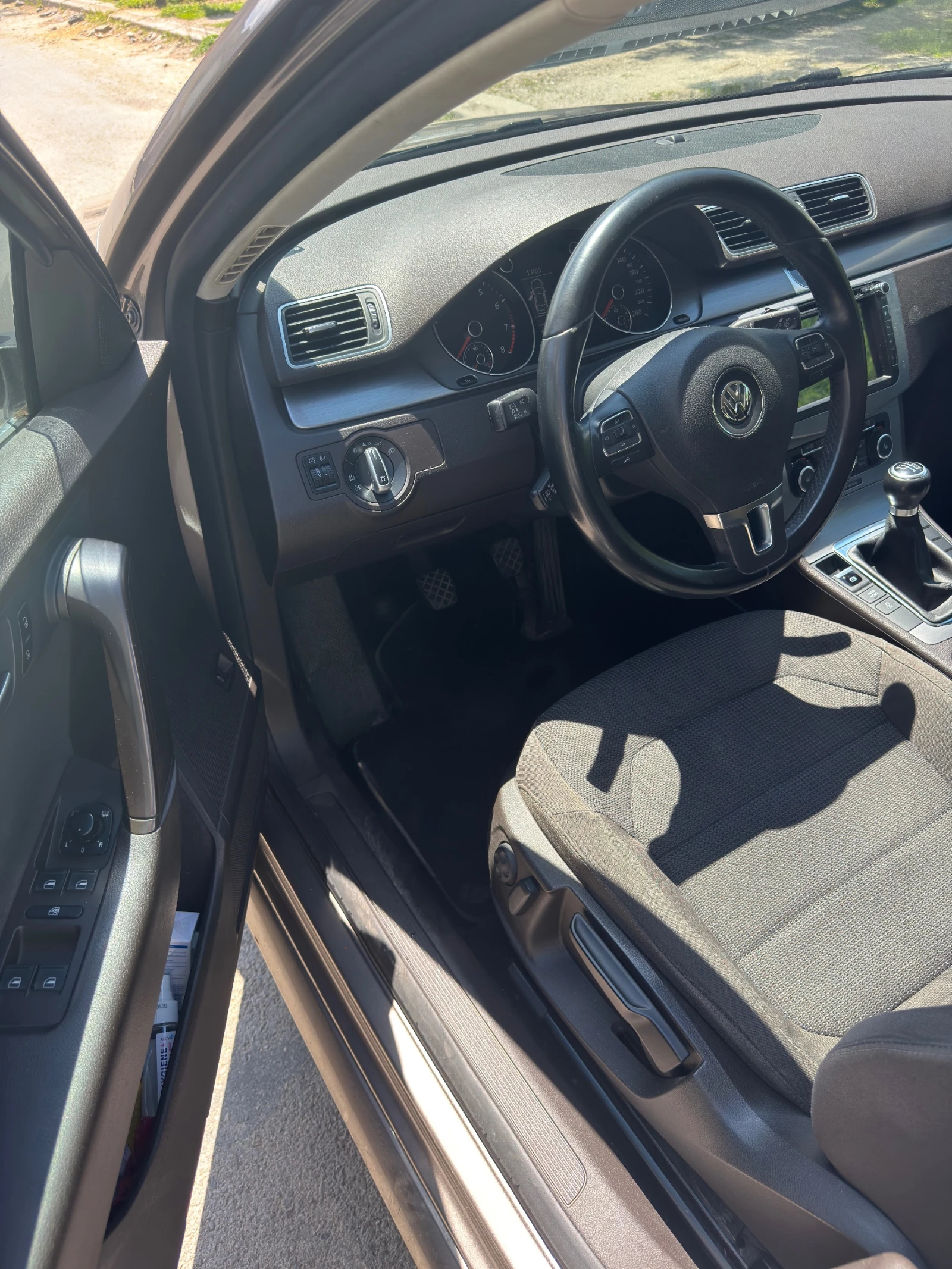 VW Passat B7, снимка 6 - Автомобили и джипове - 54484673