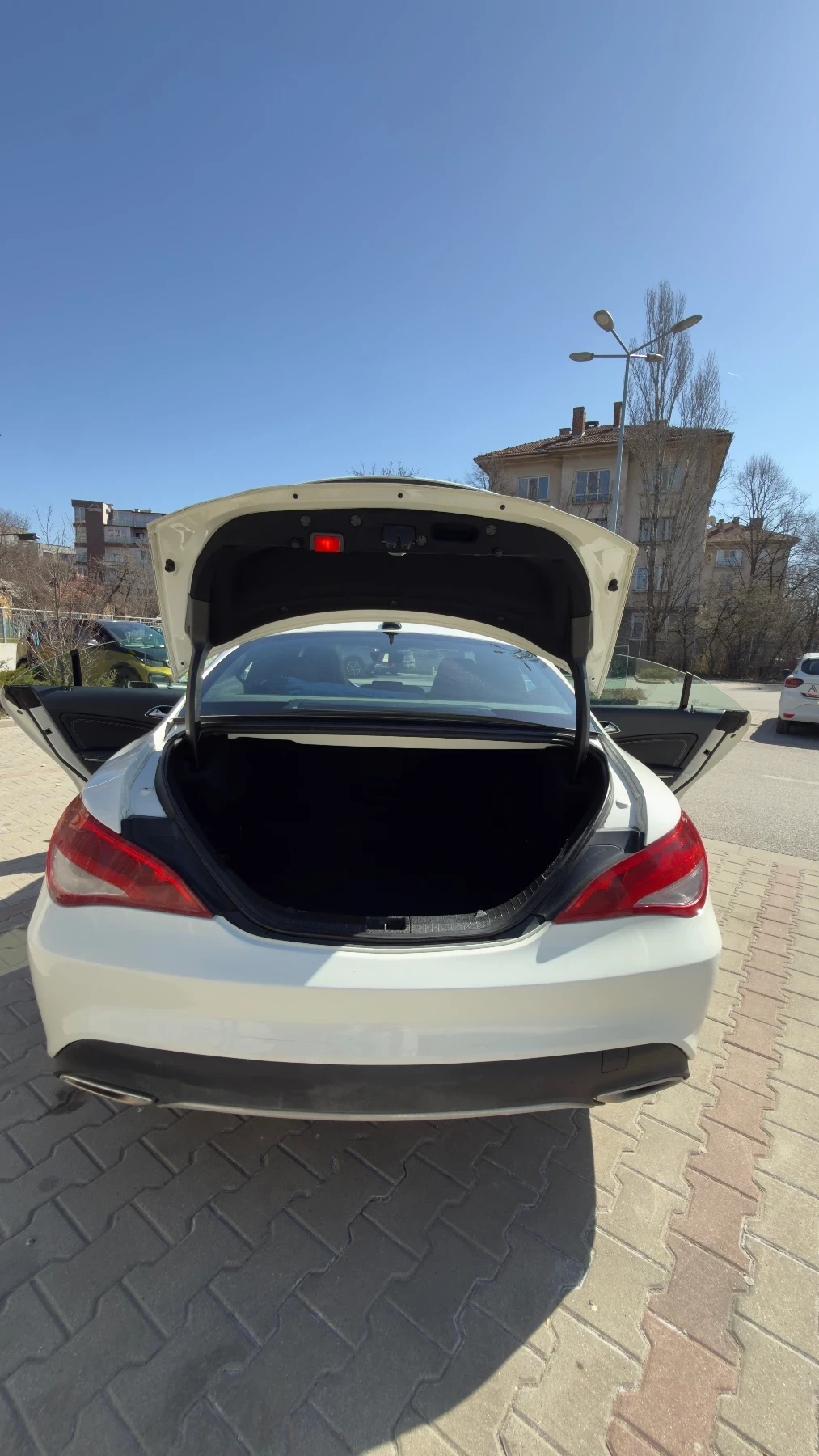 Mercedes-Benz CLA 250 4x4, снимка 16 - Автомобили и джипове - 54770347