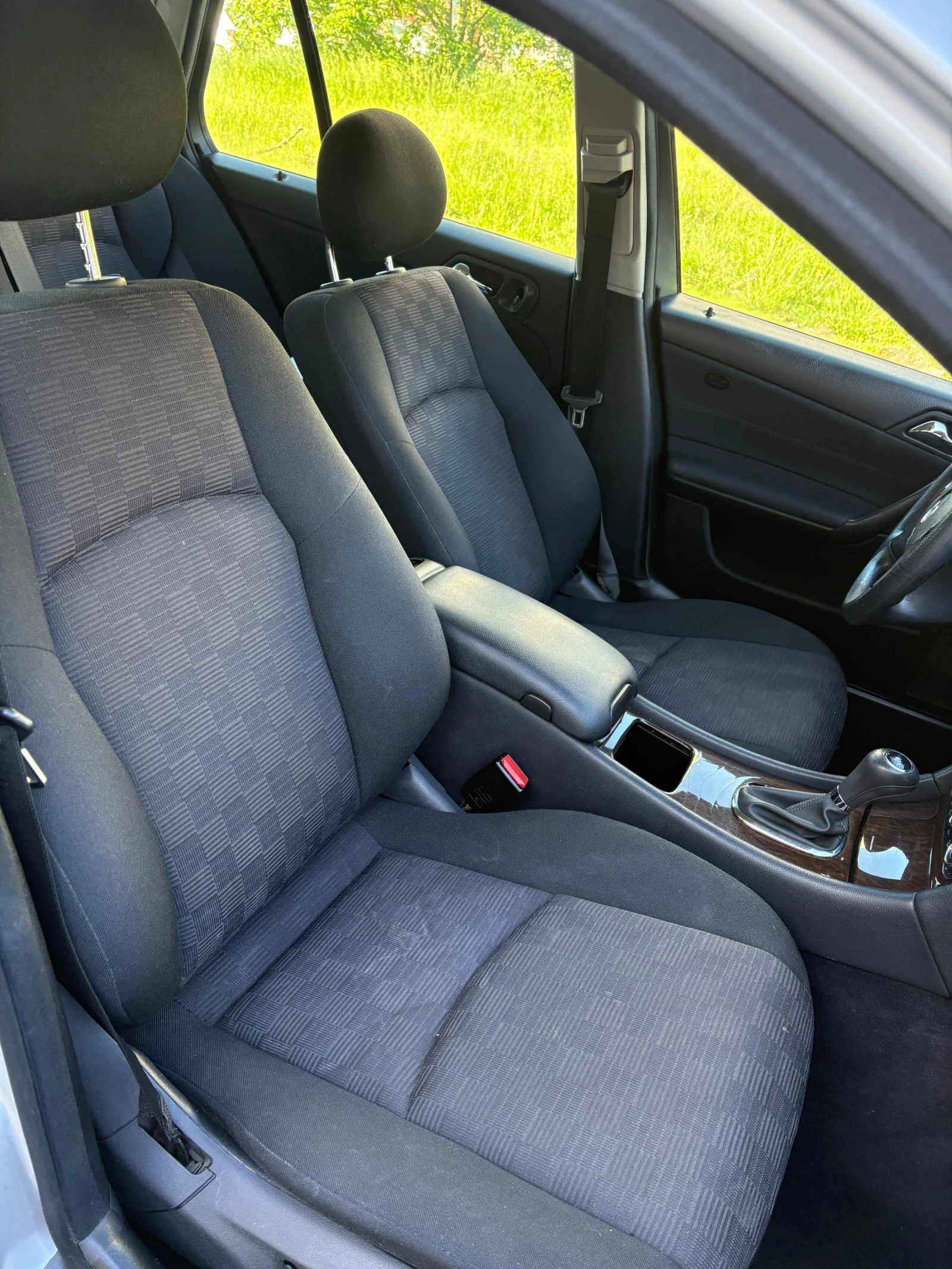 Mercedes-Benz C 220 FACELIFT, снимка 11 - Автомобили и джипове - 54714393