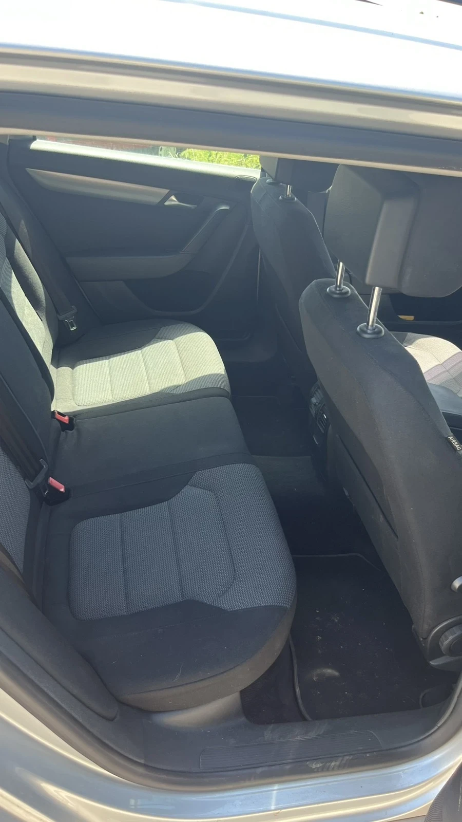 VW Passat 2.0TDI, снимка 4 - Автомобили и джипове - 55048013