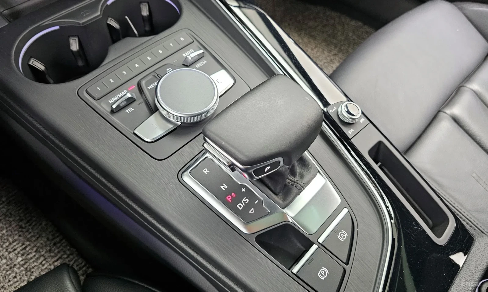 Audi A5 45TFSI Premium Sportback, снимка 9 - Автомобили и джипове - 55049071