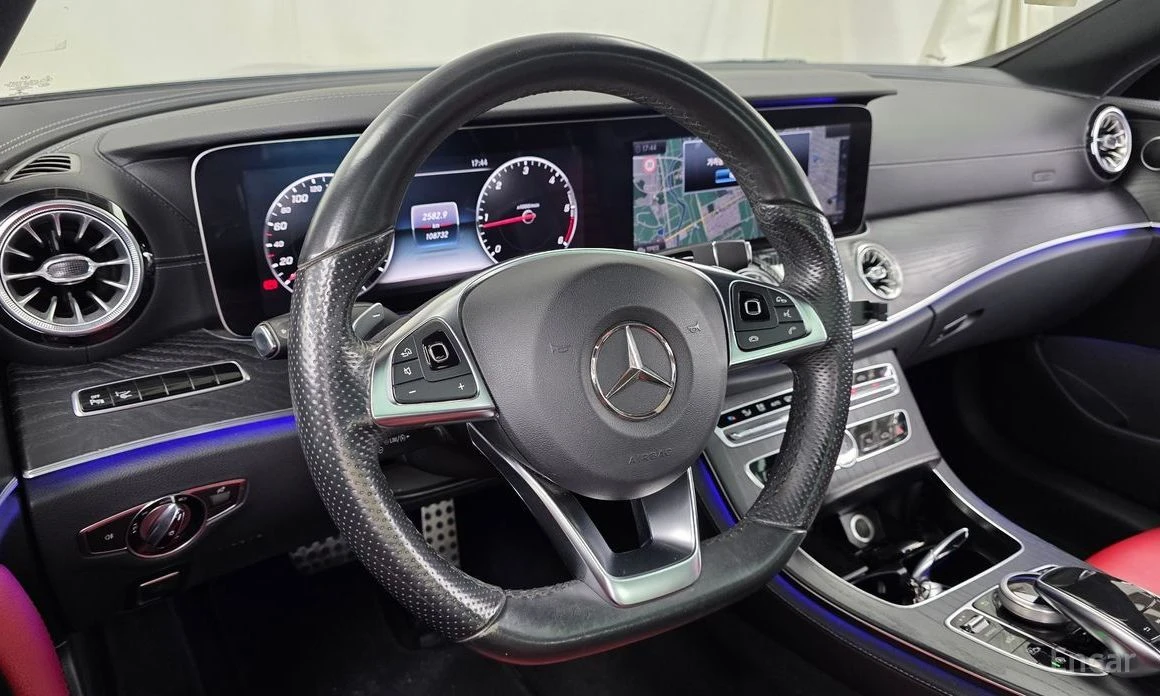 Mercedes-Benz E 220, снимка 13 - Автомобили и джипове - 55476691