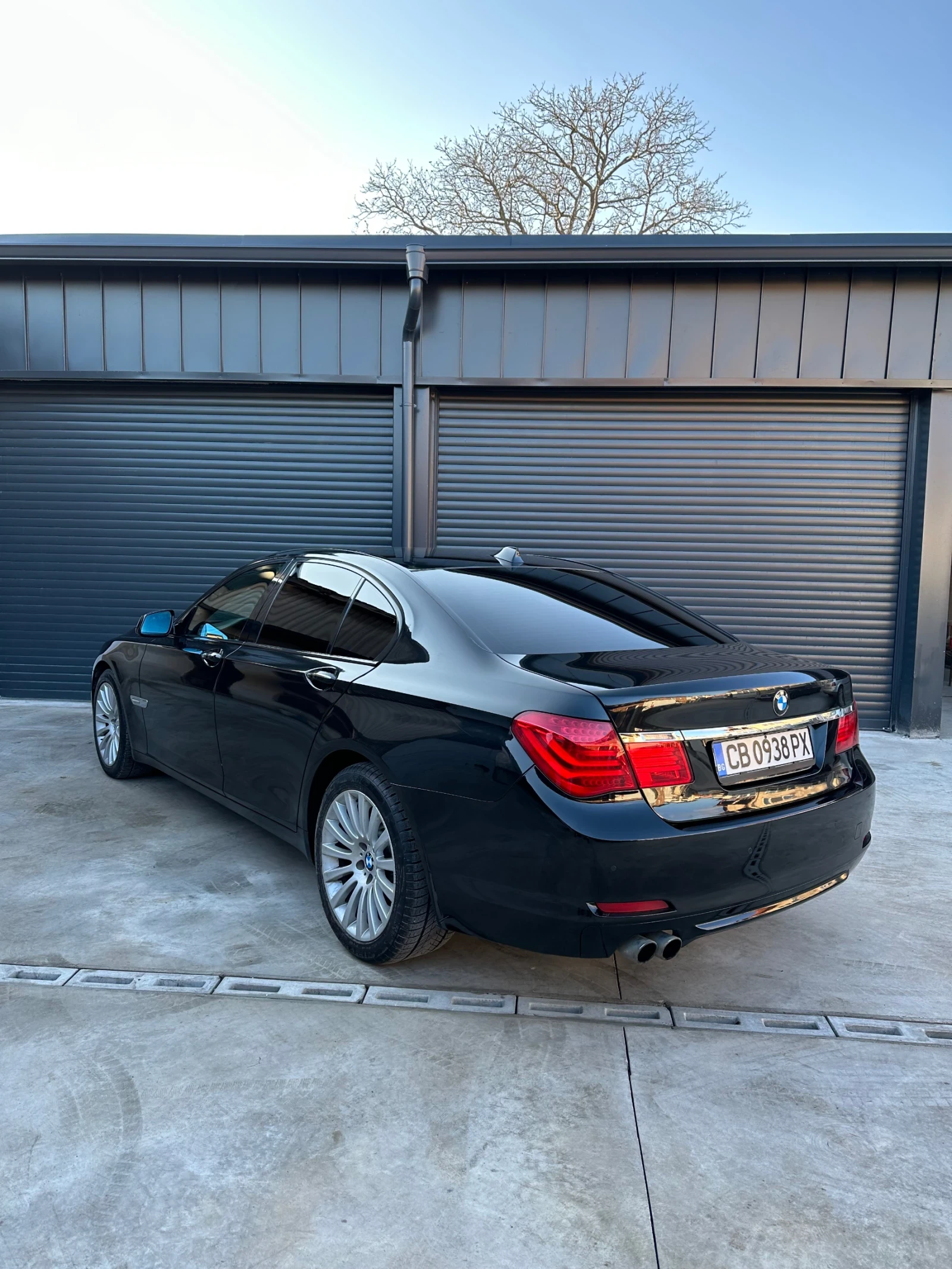 BMW 730, снимка 4 - Автомобили и джипове - 55651457