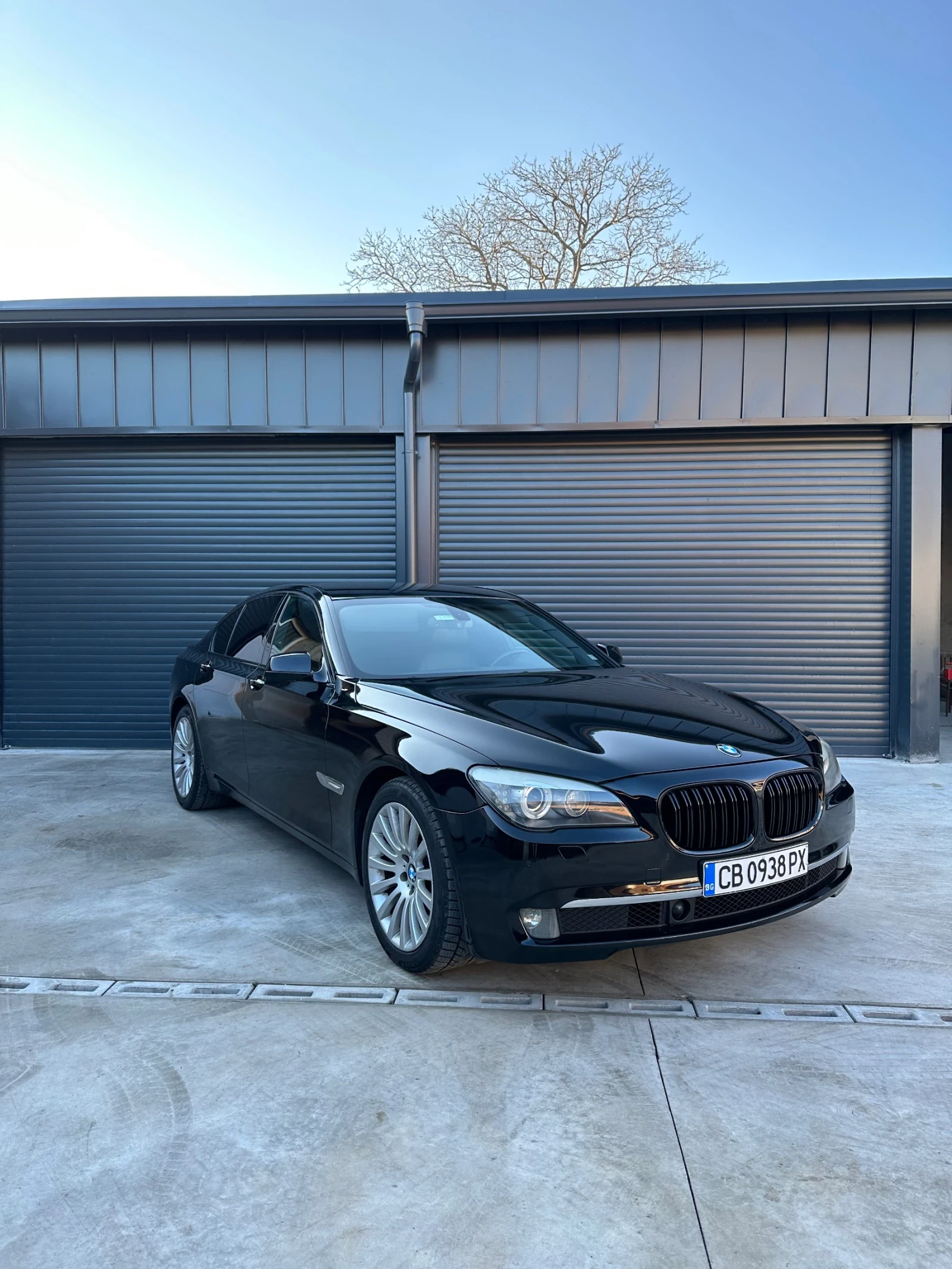 BMW 730, снимка 2 - Автомобили и джипове - 55651457