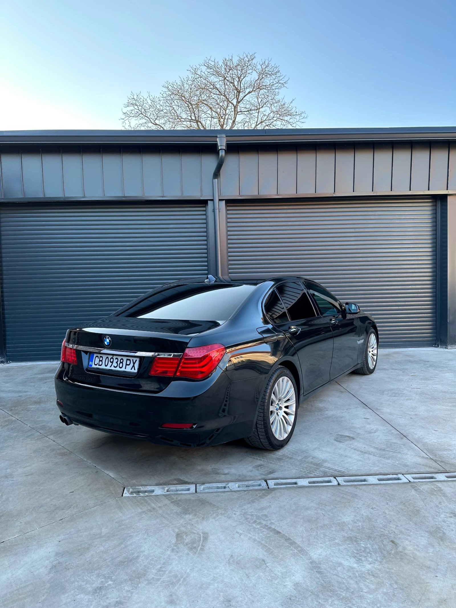 BMW 730, снимка 3 - Автомобили и джипове - 55651457