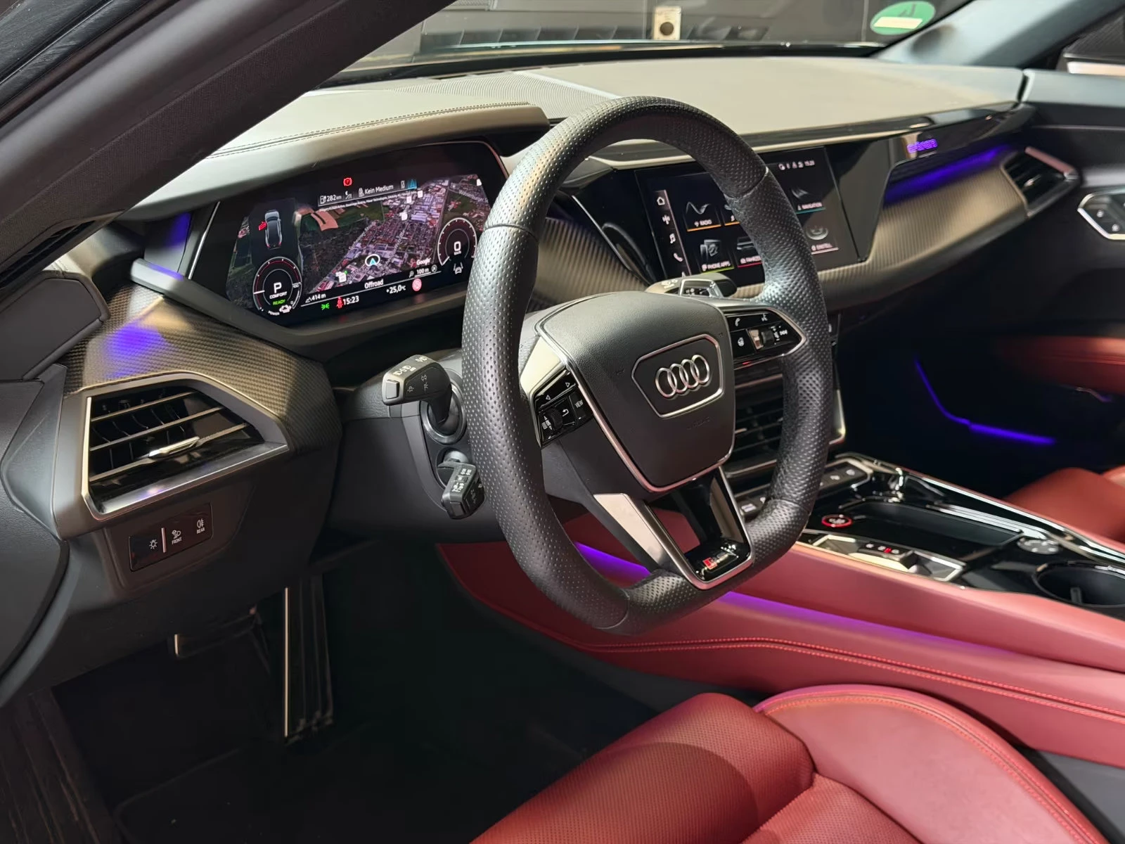 Audi E-Tron GT RS/QUATTRO/598HP/360/PANO/MATRIX/CARBON/788z, снимка 11 - Автомобили и джипове - 55704133