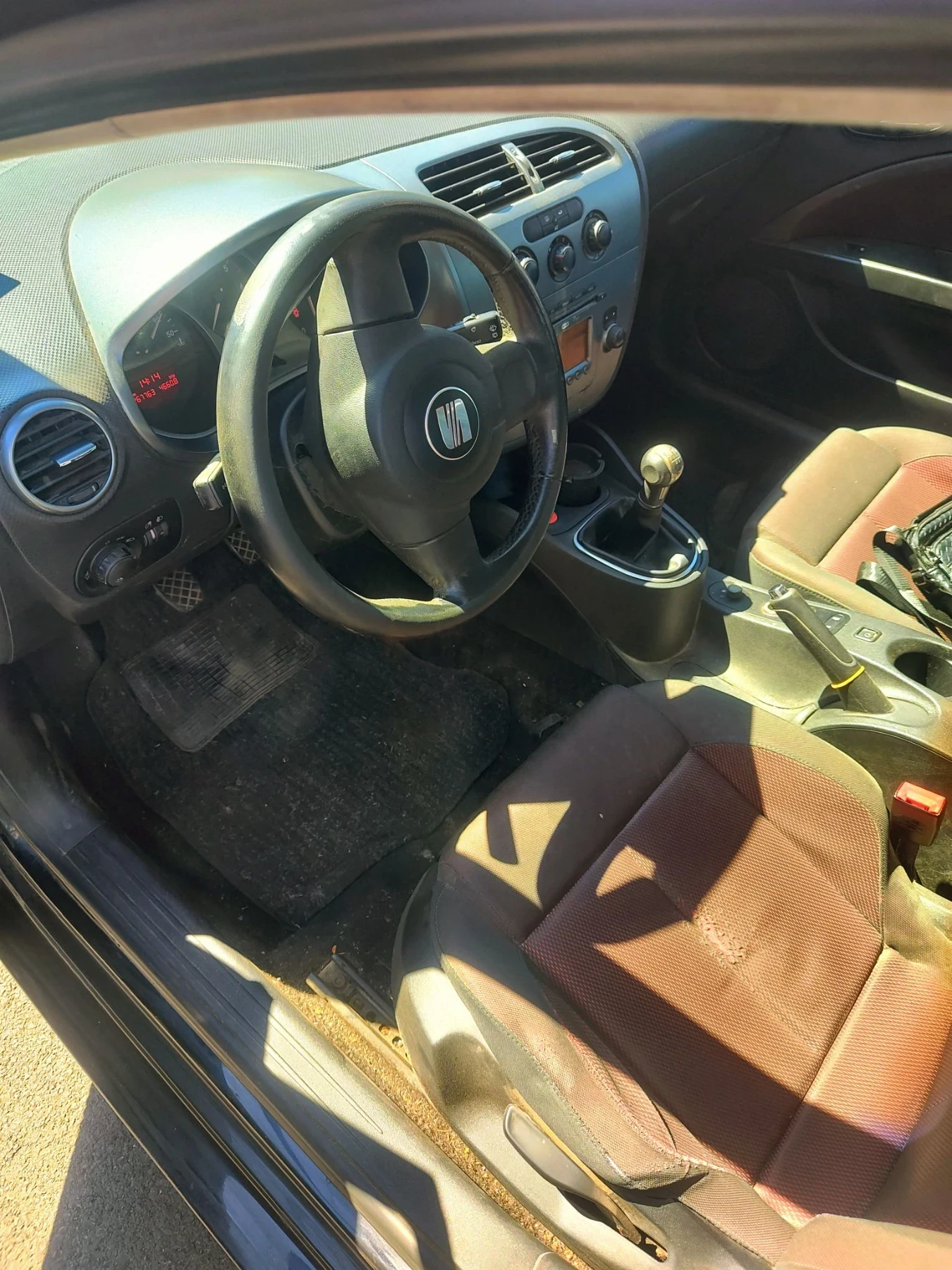 Seat Leon, снимка 3 - Автомобили и джипове - 55970550