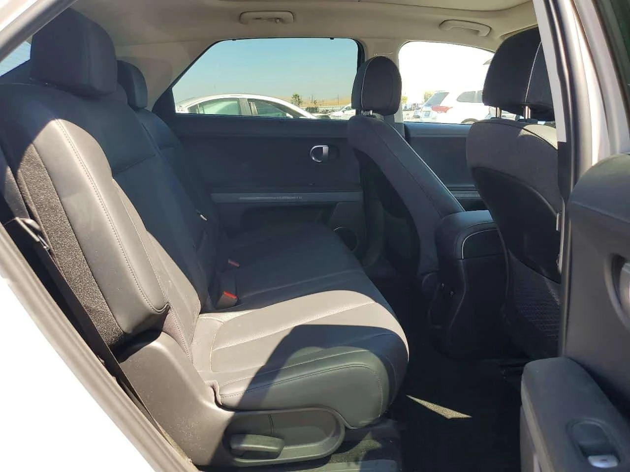 Hyundai Ioniq  Limited AWD / Carfax / ����������  | Mobile.bg � ����������� 10