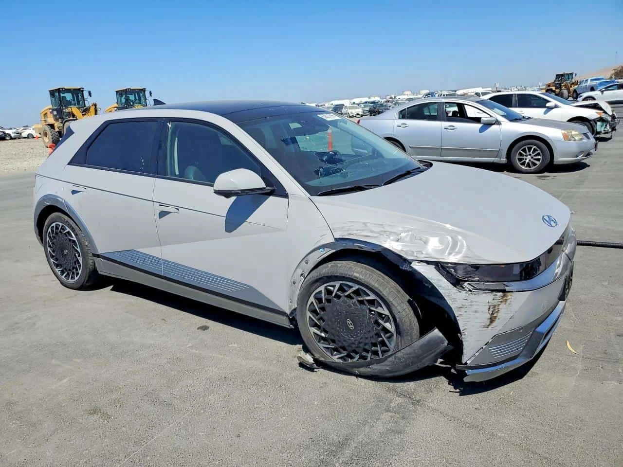Hyundai Ioniq  Limited AWD / Carfax / ����������  | Mobile.bg � ����������� 4