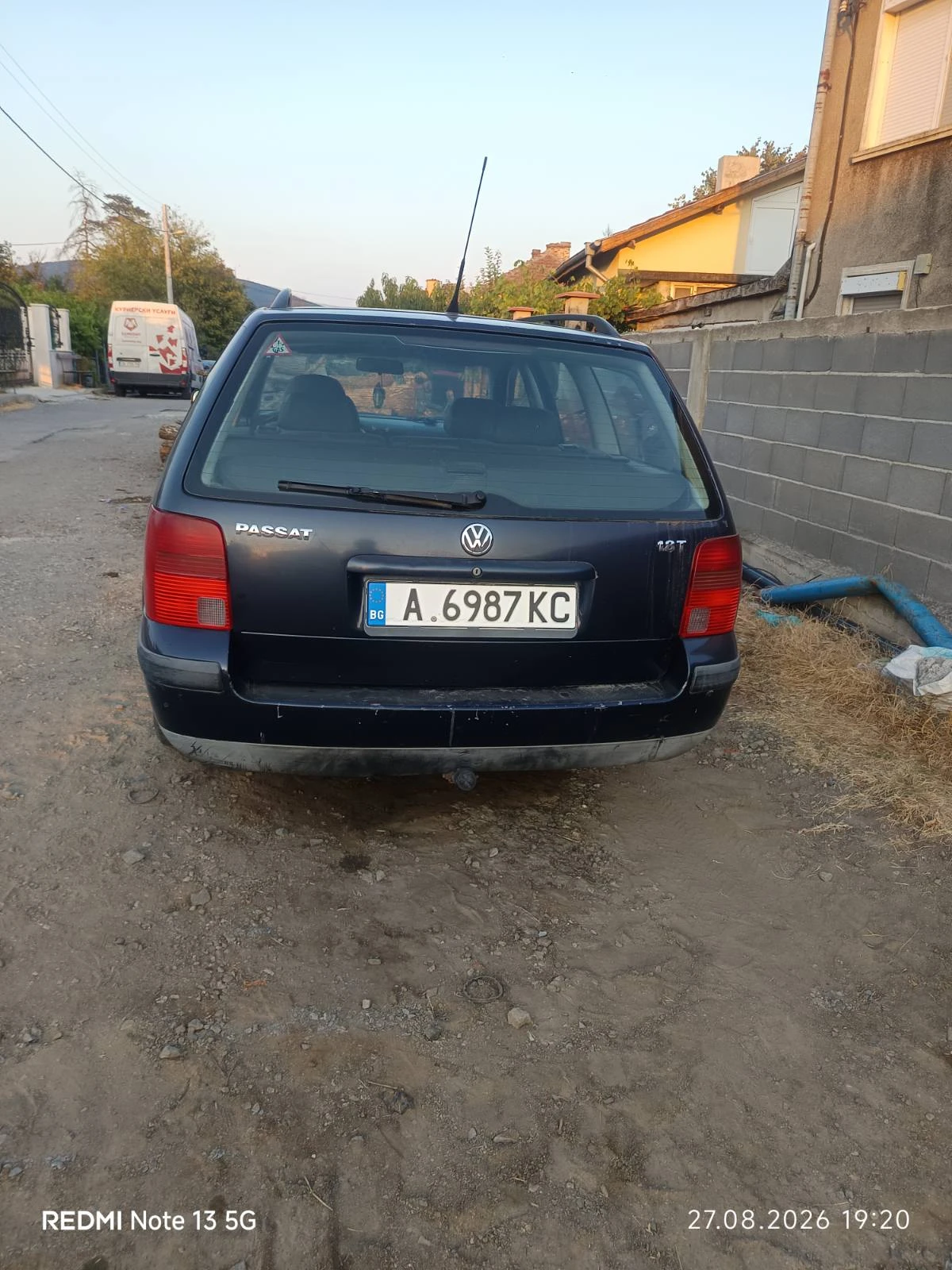 VW Passat комби, снимка 6 - Автомобили и джипове - 56529401