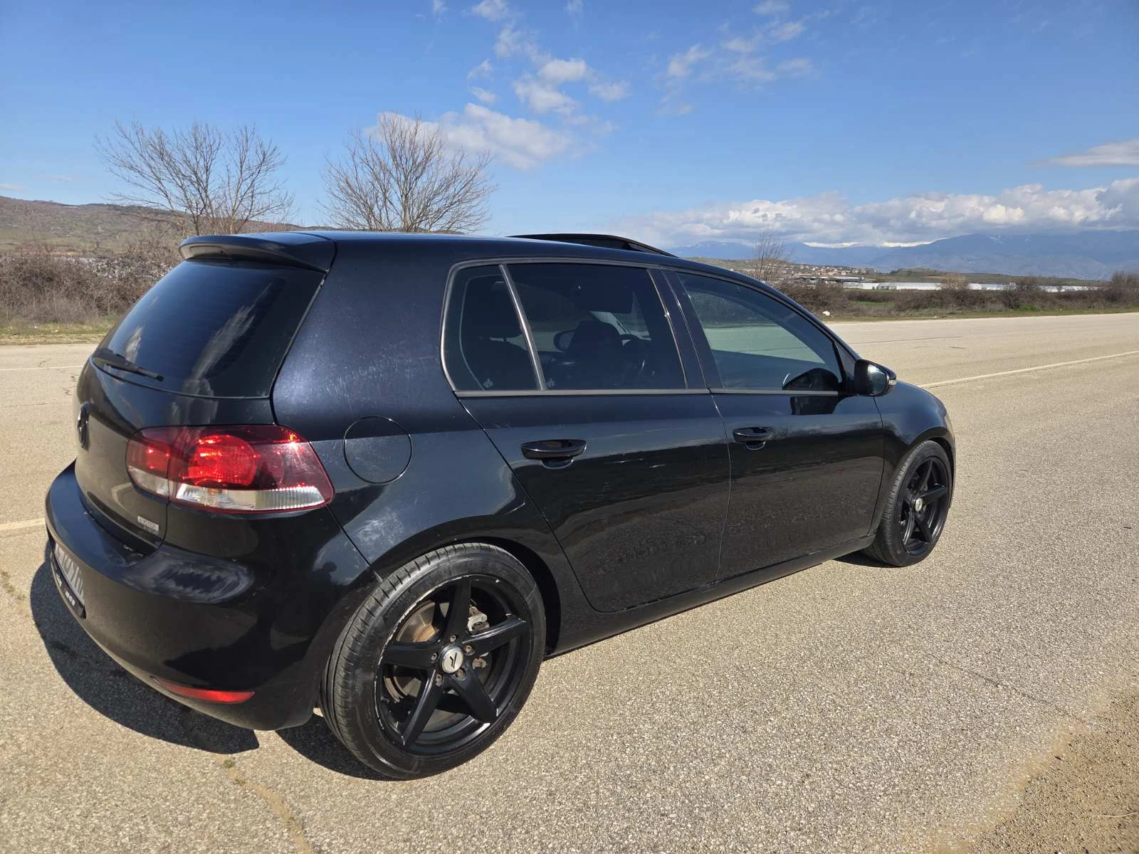 VW Golf, снимка 2 - Автомобили и джипове - 56607407