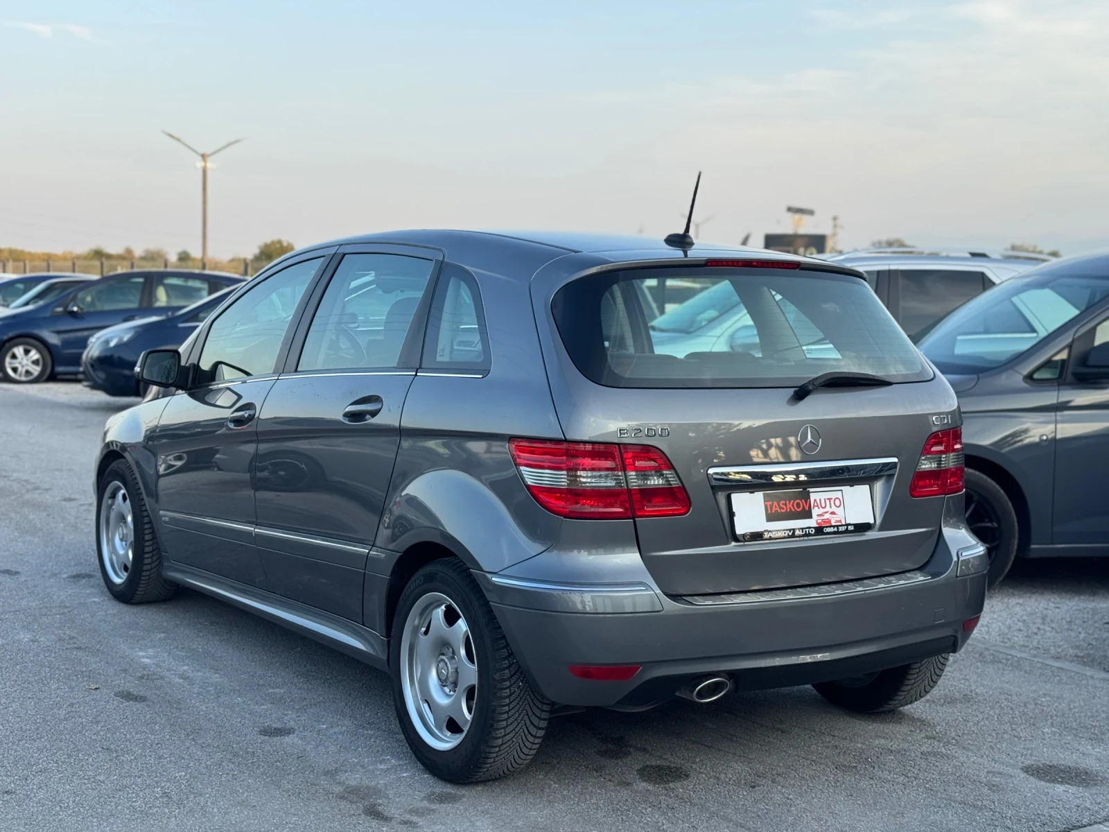 Mercedes-Benz B 200, снимка 6 - Автомобили и джипове - 56697301